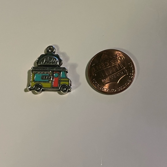 HONK for TACOS!!!! Adorable enamel James Avery charm - Picture 3 of 4